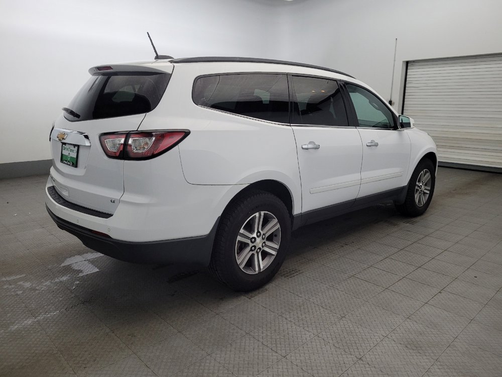 Used 2017 Chevrolet Traverse LT image 9