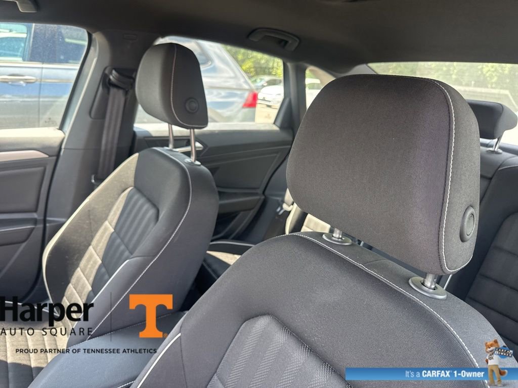 Used 2024 Volkswagen Jetta Sport image 13