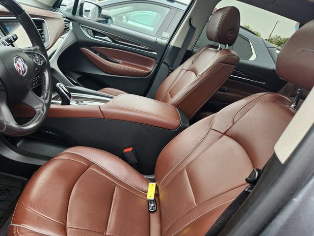 Used 2021 Buick Enclave Avenir w/ Avenir Technology Package image 13