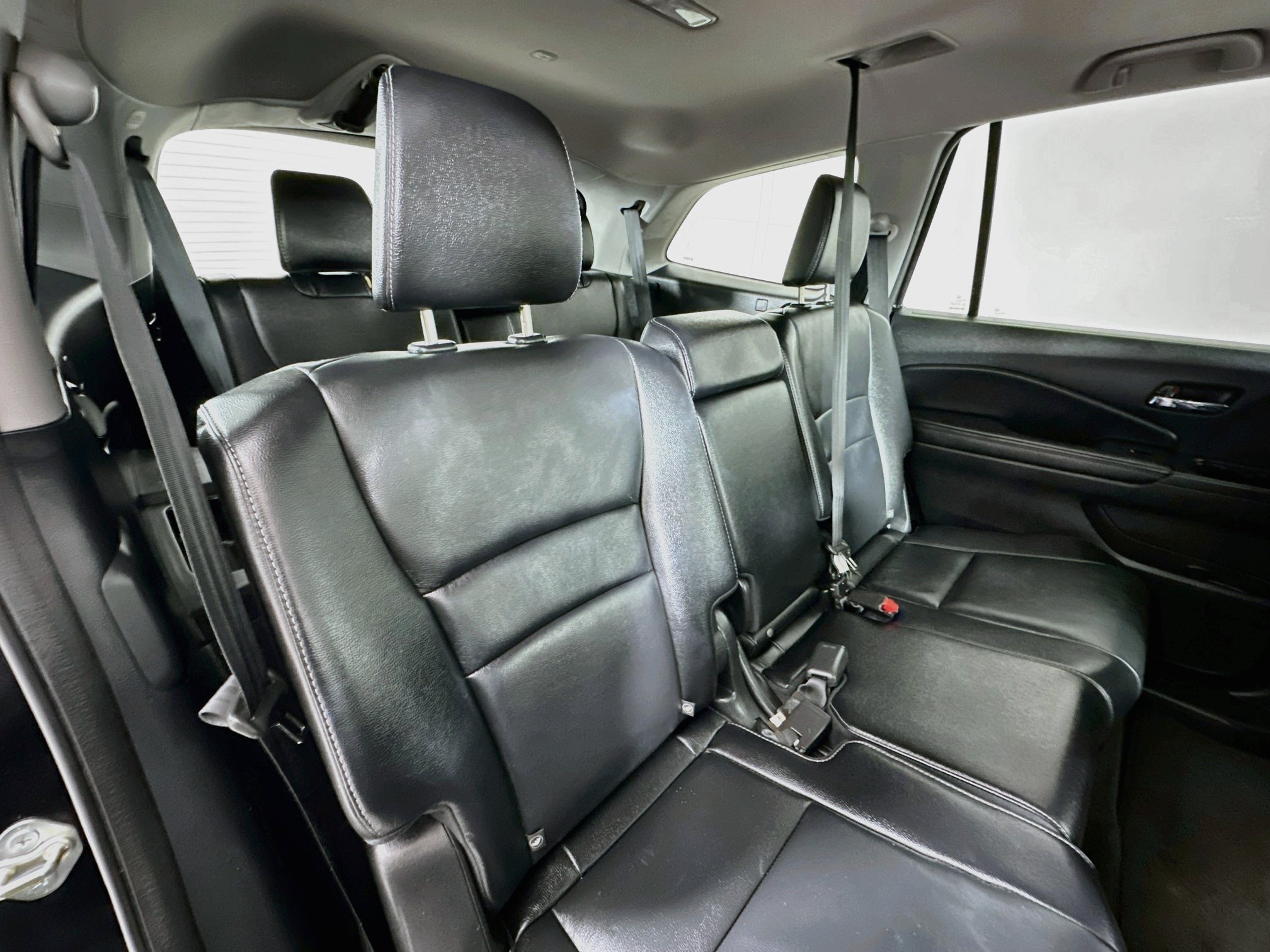 Used 2016 Honda Pilot EX-L image 28