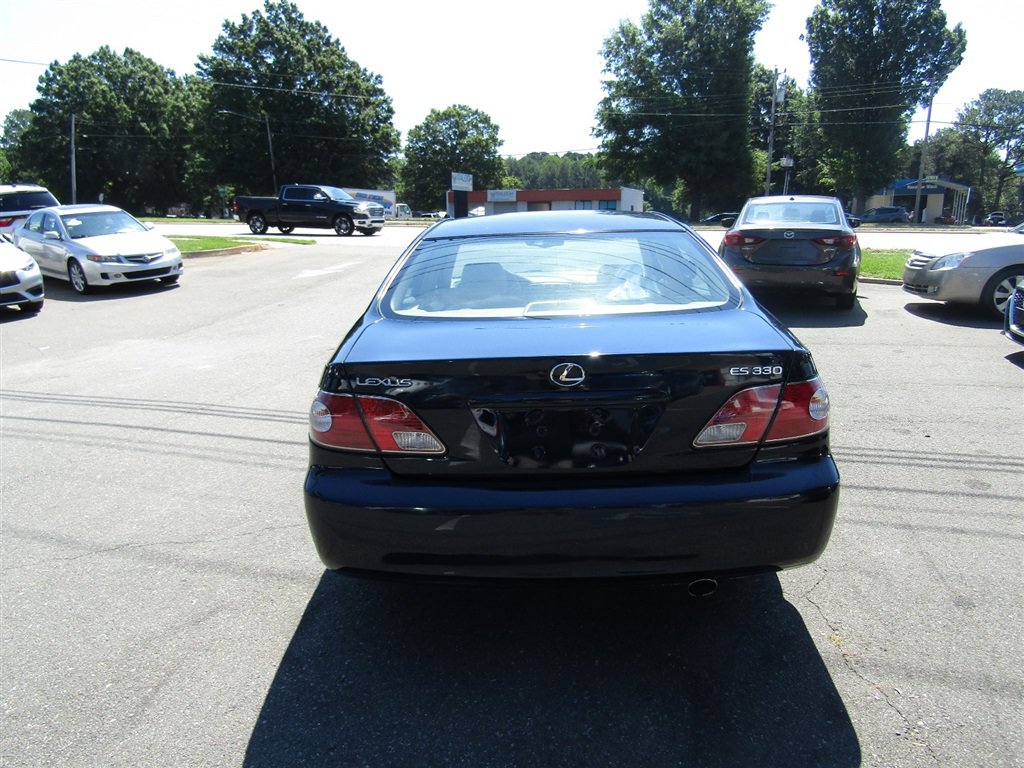 Used 2004 Lexus ES 330 FWD image 6