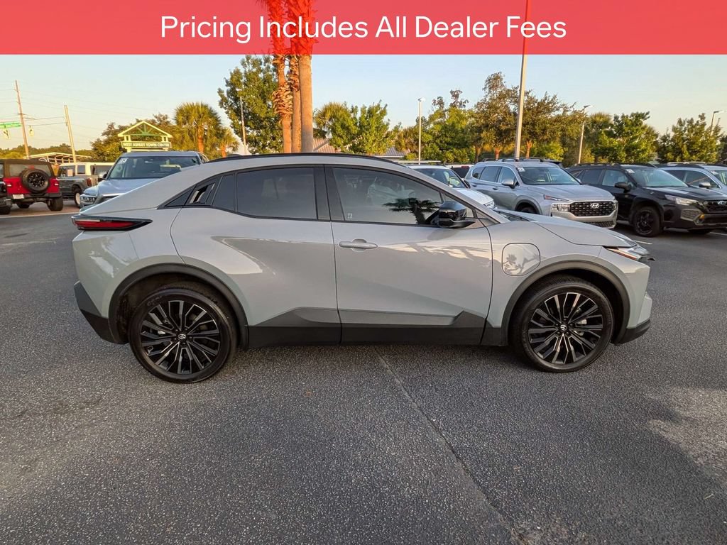 Certified 2026 Toyota C-HR AWD/4WD image 4
