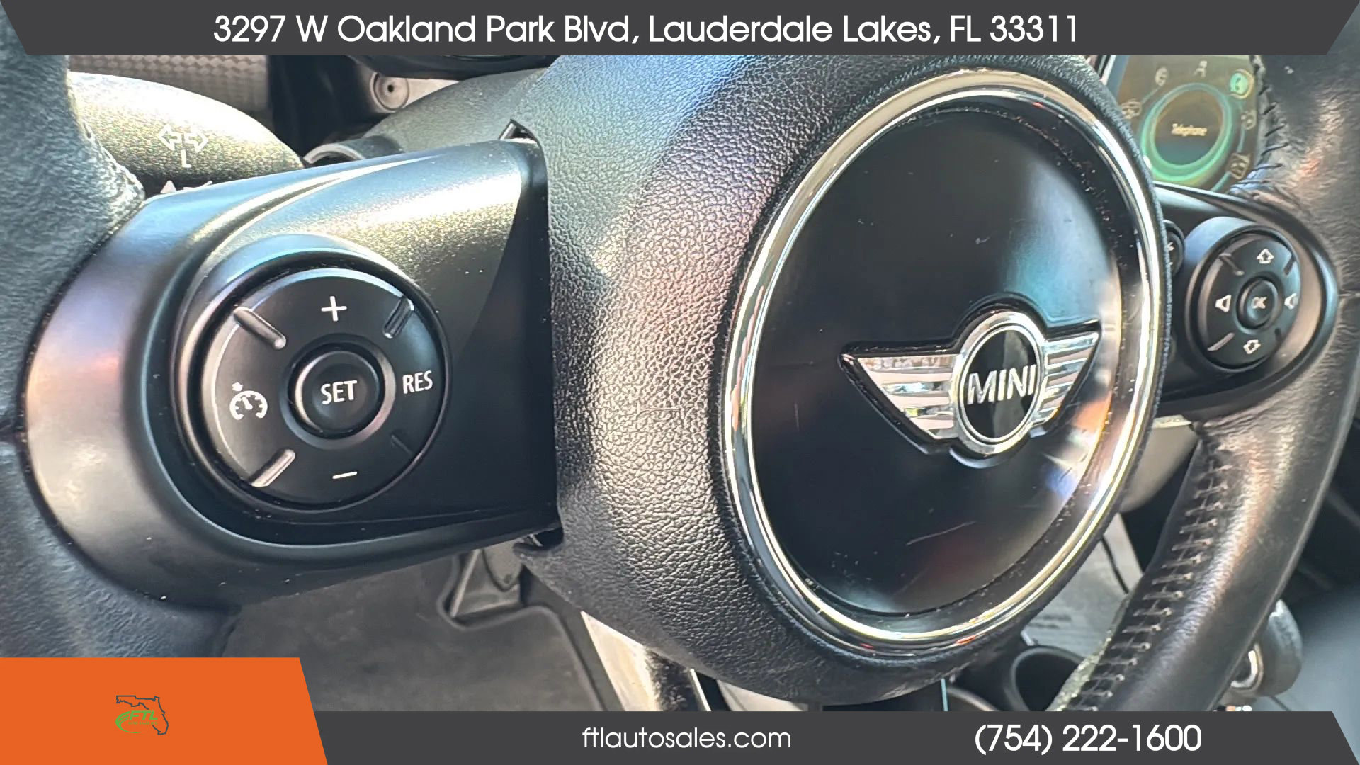 Used 2015 MINI Cooper 4-Door Hardtop image 48