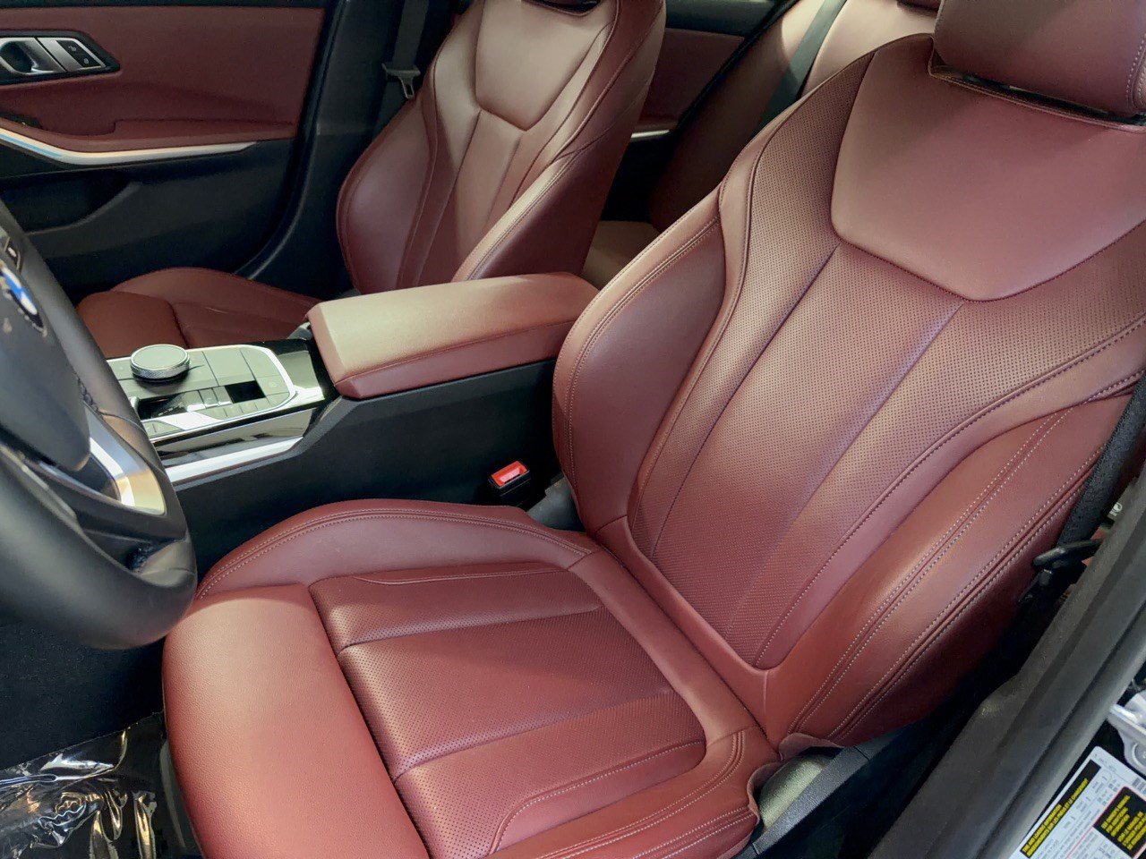 Certified 2023 BMW 330i Sedan w/ Convenience Package RWD image 5