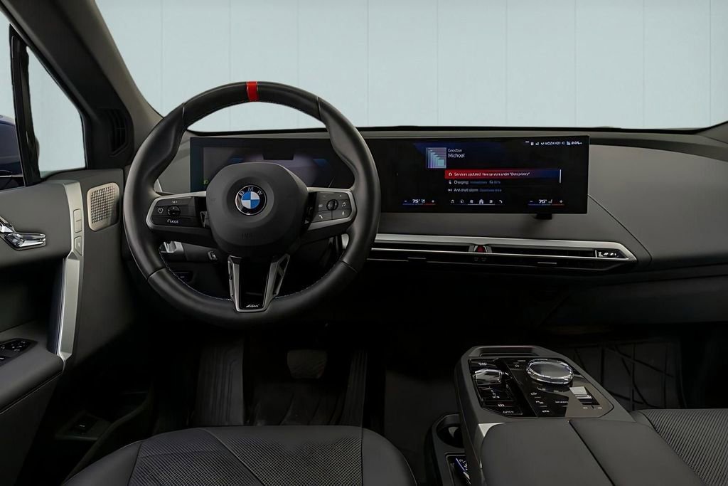 Used 2025 BMW iX M60 image 31