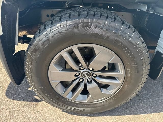 Certified 2025 Nissan Frontier SV w/ SV Convenience Package AWD/4WD image 40