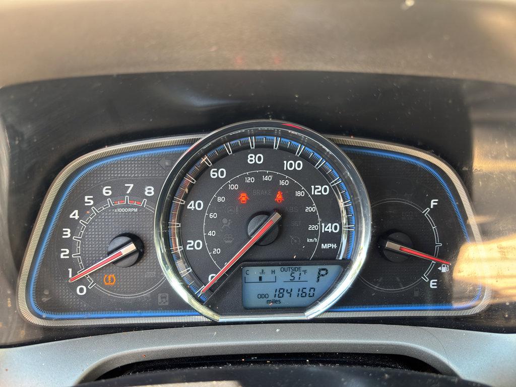 Used 2014 Toyota RAV4 Limited w/ Technology Package AWD/4WD image 4