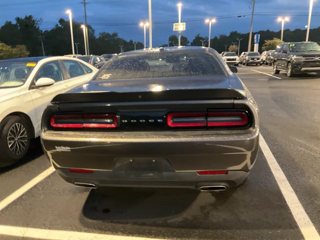 Used 2019 Dodge Challenger SXT w/ Blacktop Package RWD image 6