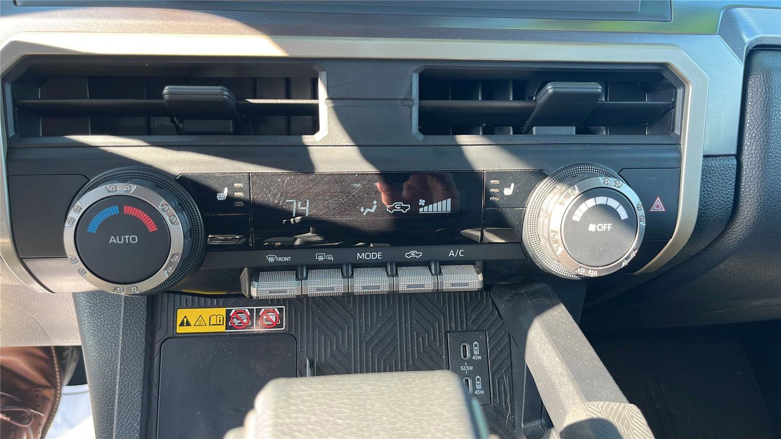 Used 2025 Toyota Tacoma SR5 image 12