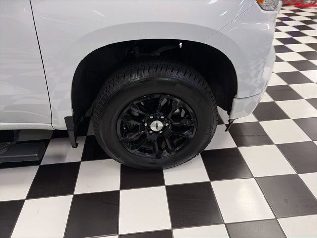 Used 2023 Chevrolet Silverado 1500 RST image 10