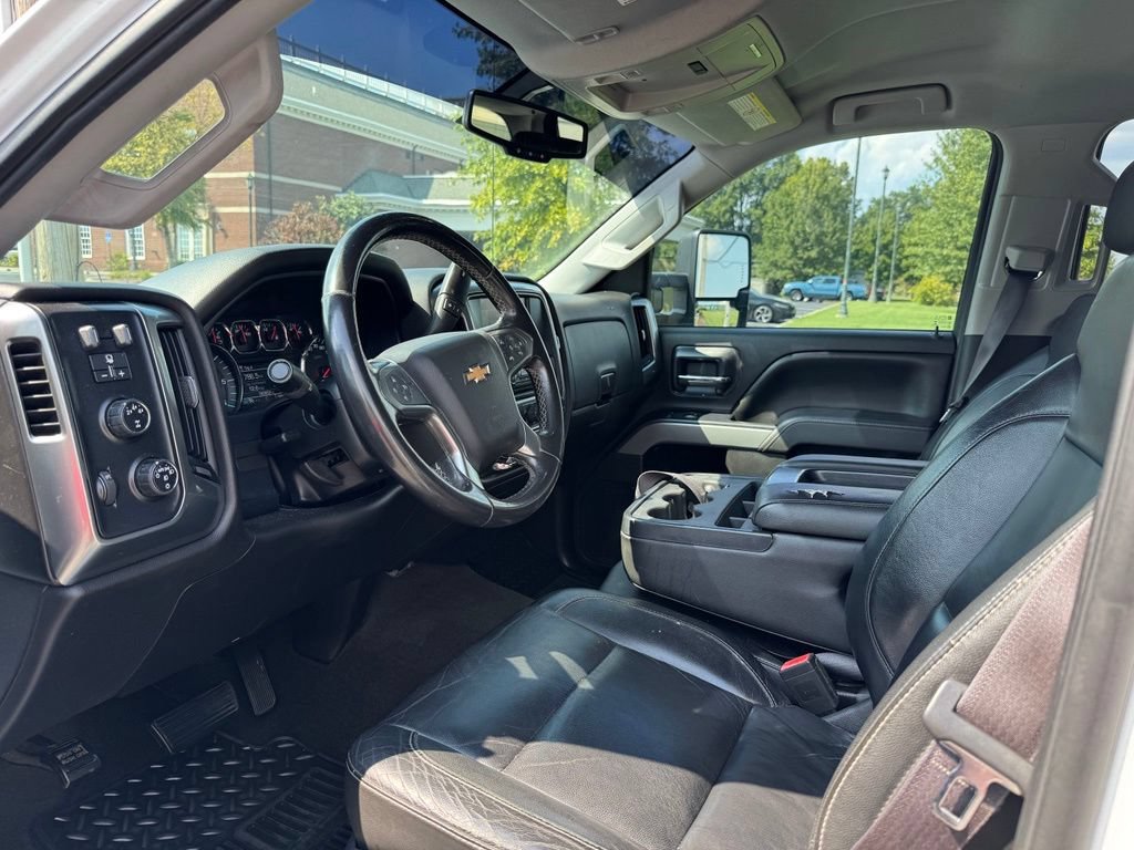 Used 2015 Chevrolet Silverado 2500 LT w/ LT Convenience Package AWD/4WD image 13