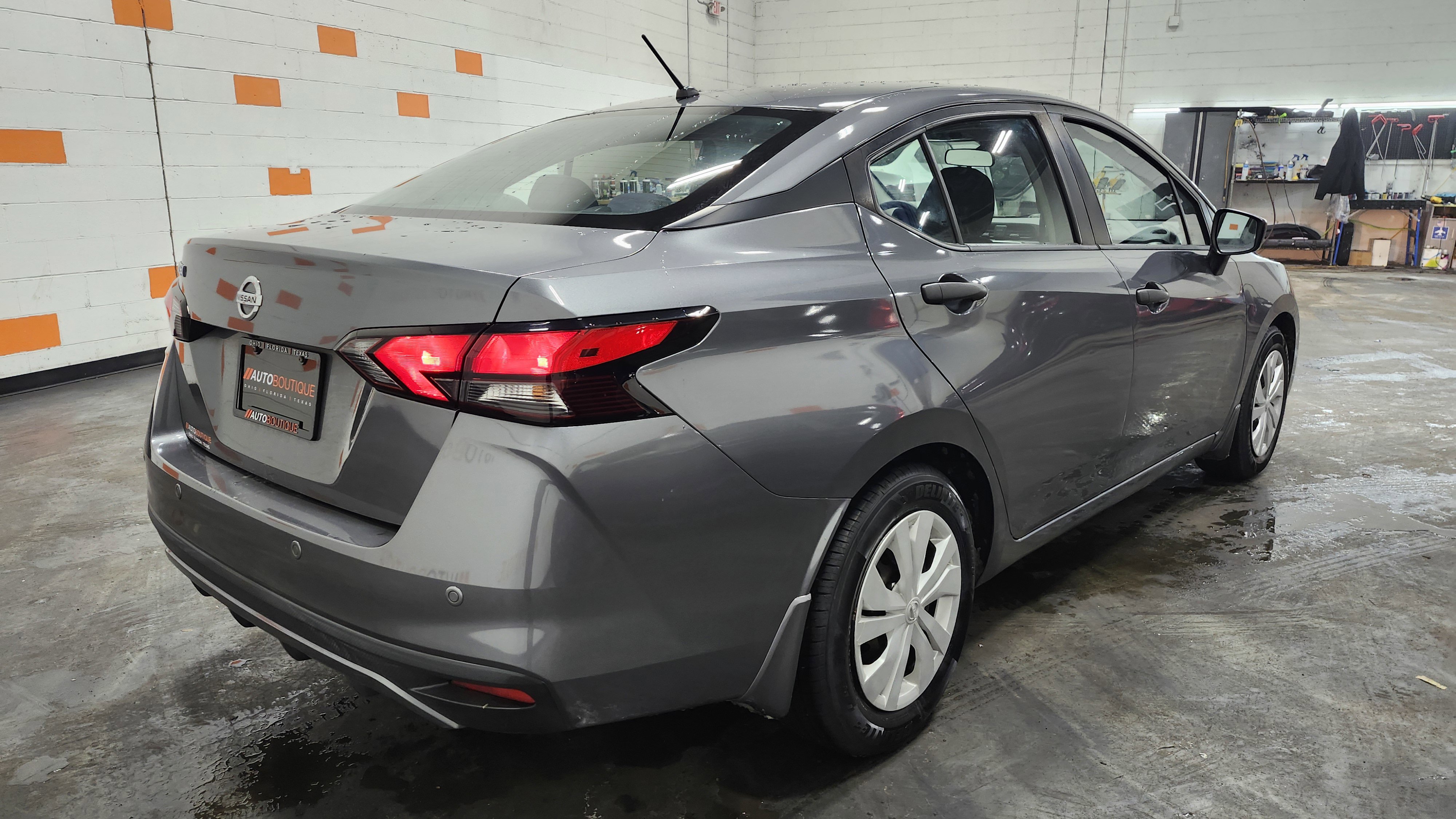 Used 2020 Nissan Versa S image 15