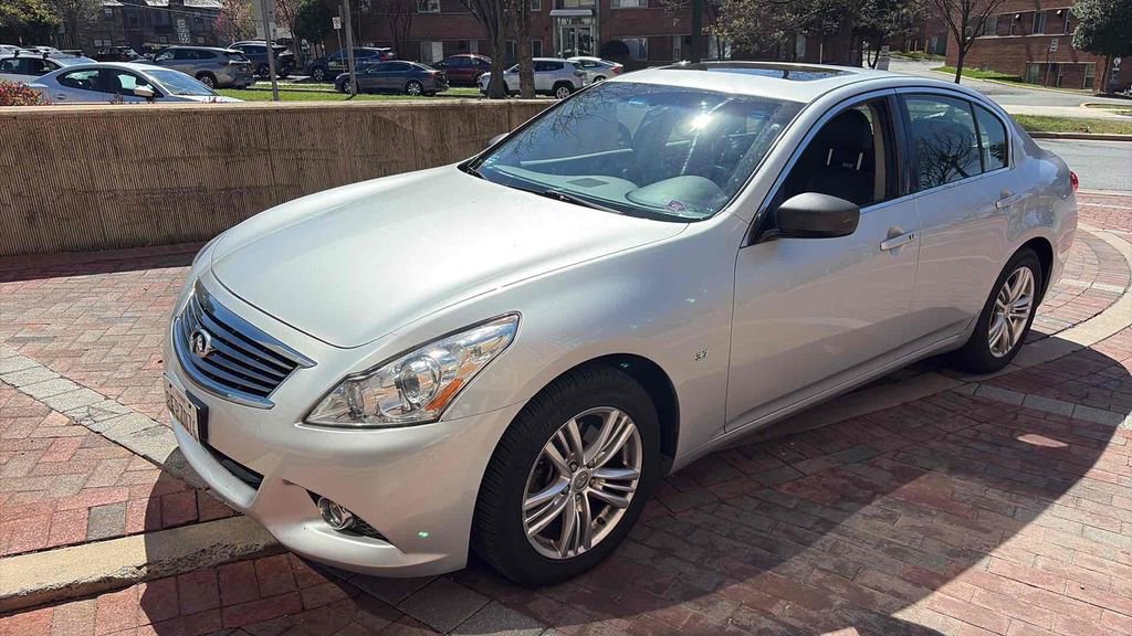 Used 2015 INFINITI Q40 AWD w/ Navigation Package image 7