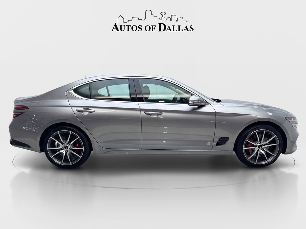 Used 2025 Genesis G70 2.5T RWD image 10