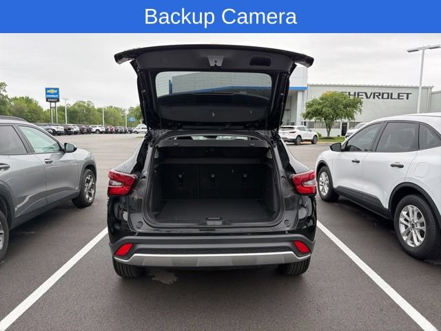 Used 2024 Chevrolet Trax LT w/ Driver Confidence Package FWD image 7