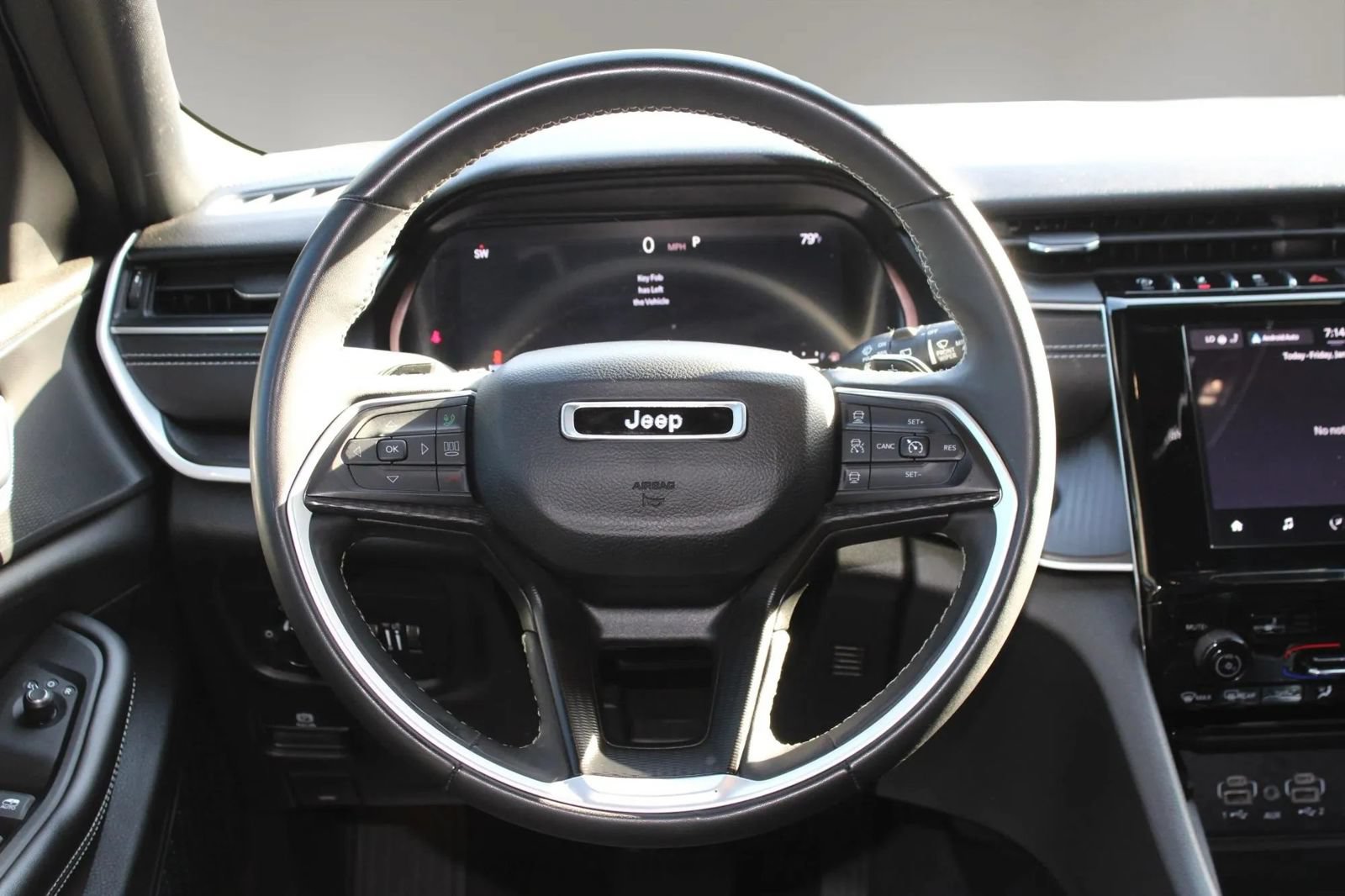 Used 2023 Jeep Grand Cherokee L Laredo RWD image 20