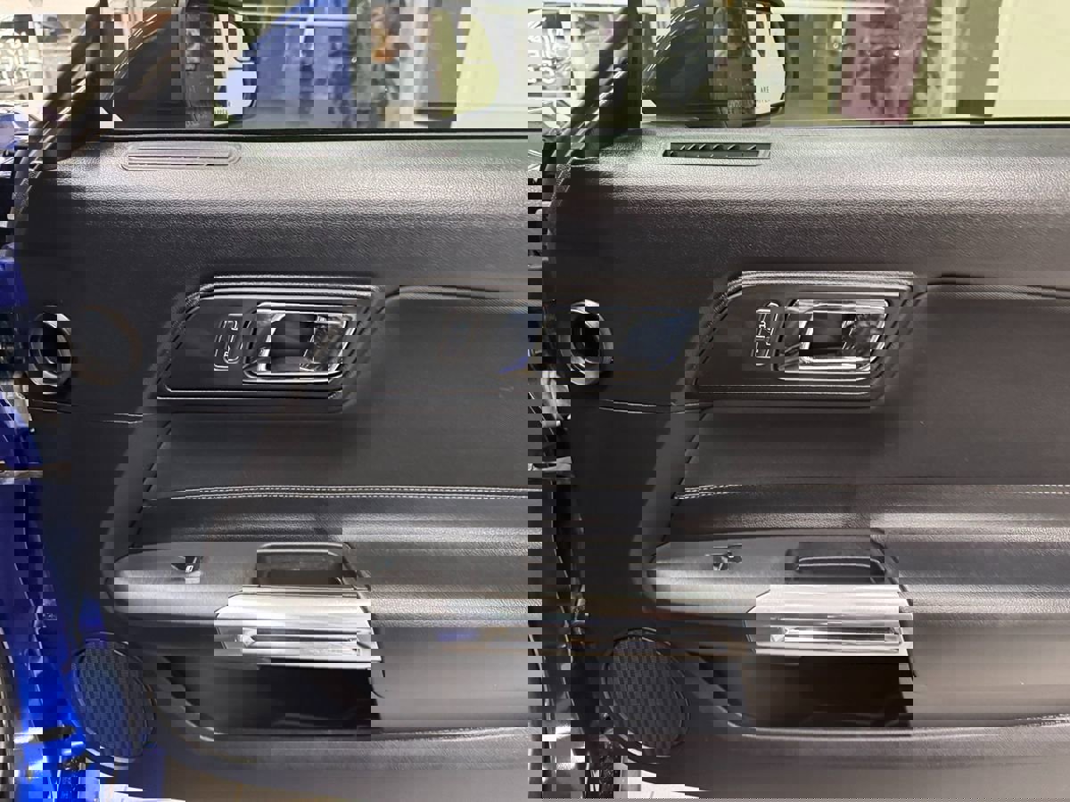 Used 2016 Ford Mustang GT image 19