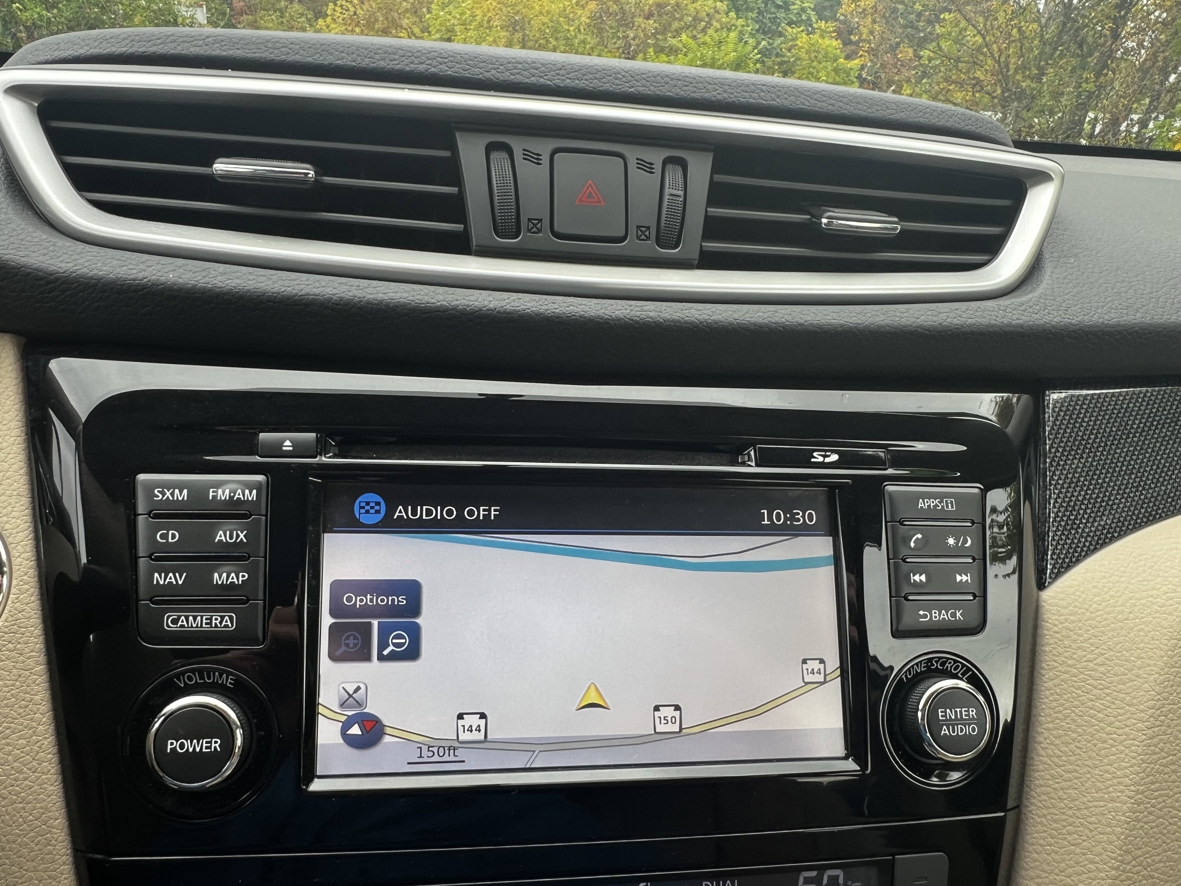 Used 2015 Nissan Rogue SL w/ SL Premium Package image 16