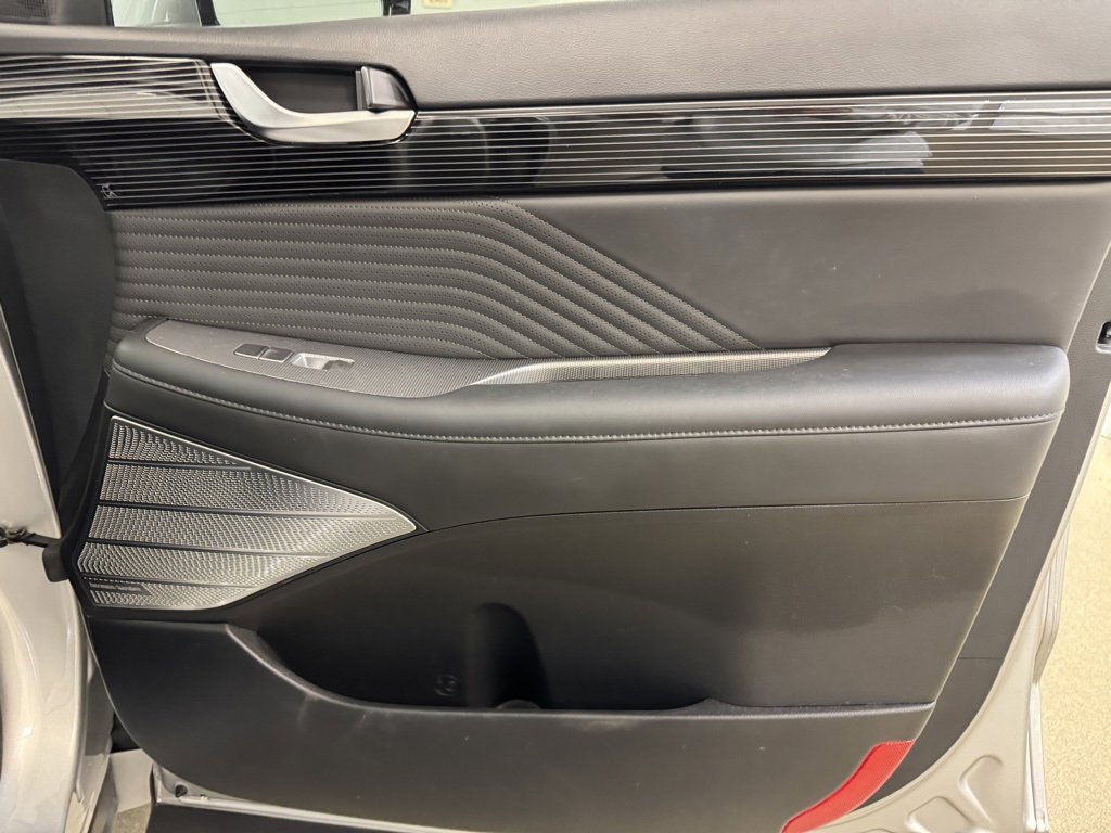 Used 2023 Hyundai Palisade Calligraphy image 31