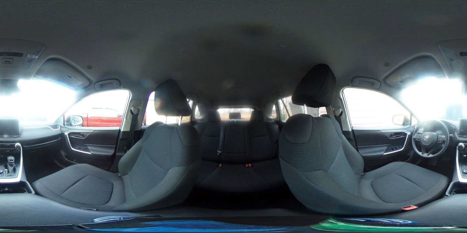 Used 2025 Toyota RAV4 LE image 41