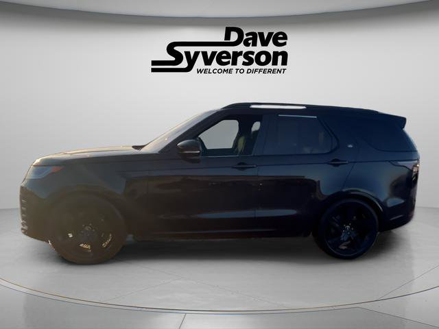 Used 2023 Land Rover Discovery Metropolitan Edition AWD/4WD image 2