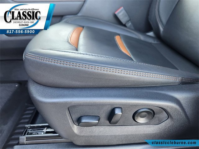 Used 2025 GMC Sierra 2500 AT4 w/ AT4 Premium Plus Package image 29