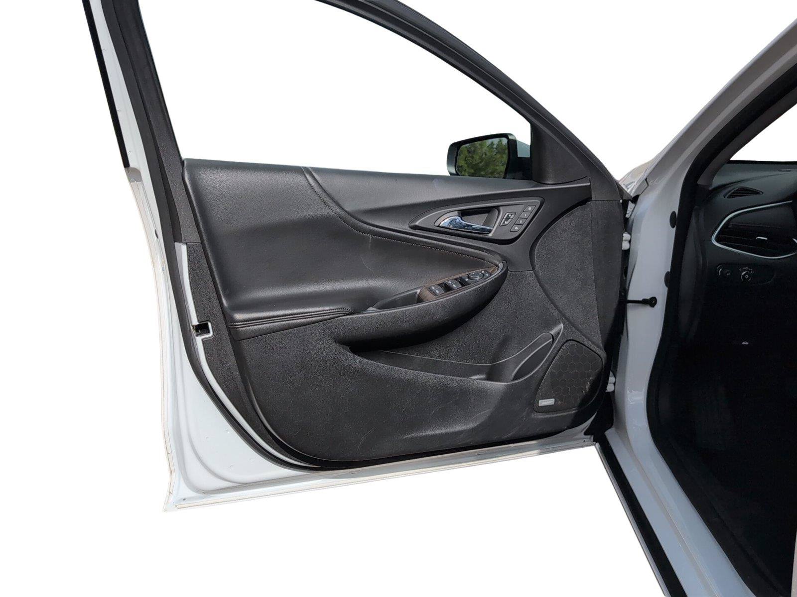 Used 2024 Chevrolet Malibu LT FWD image 11