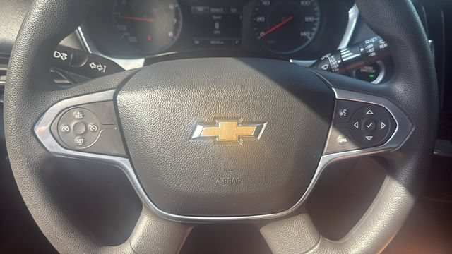 Used 2021 Chevrolet Traverse LS FWD image 16