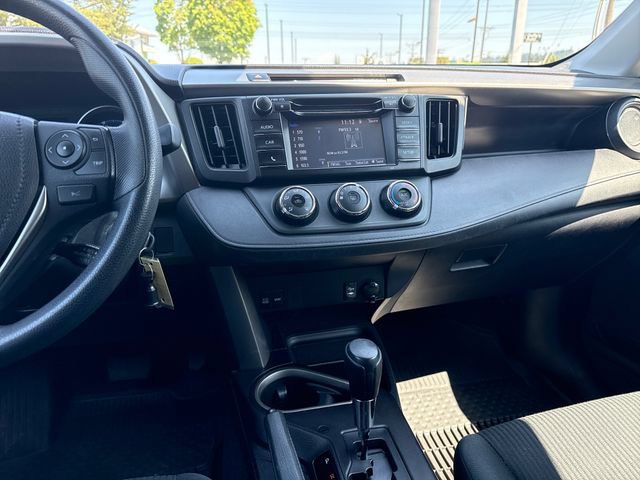 Used 2017 Toyota RAV4 LE w/ All Weather Liner Package AWD/4WD image 19