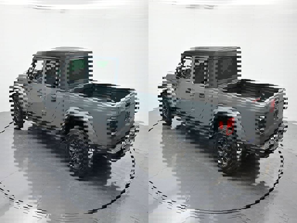 New 2026 Jeep Gladiator Sport image 34