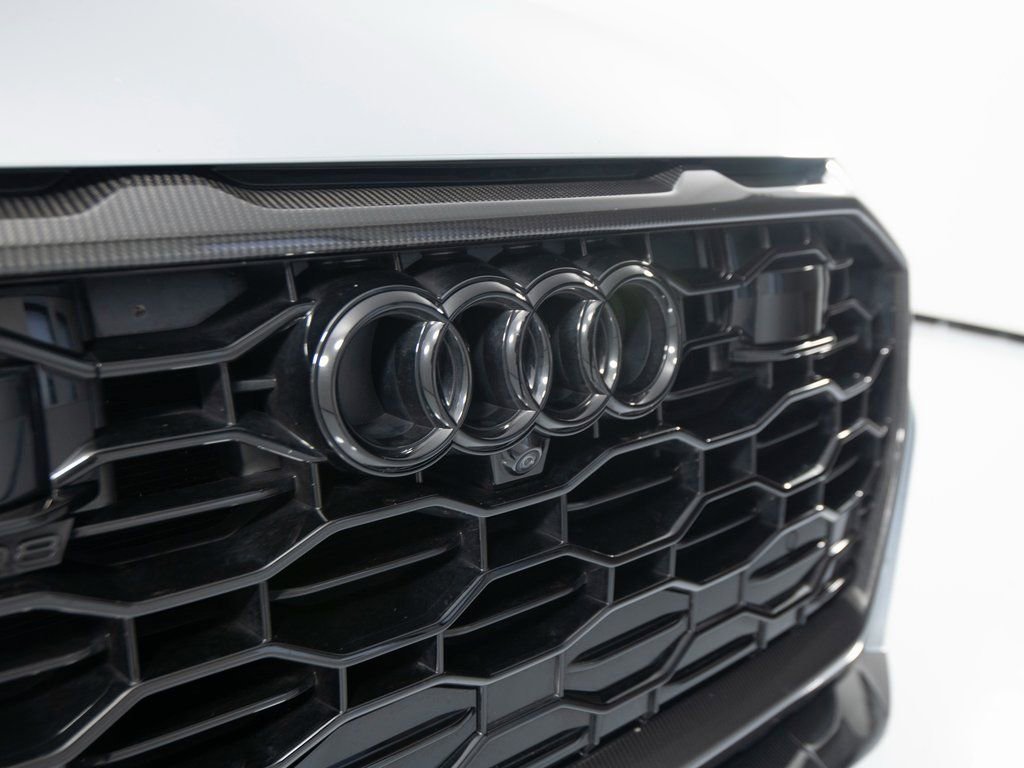 Used 2024 Audi RS Q8 image 33