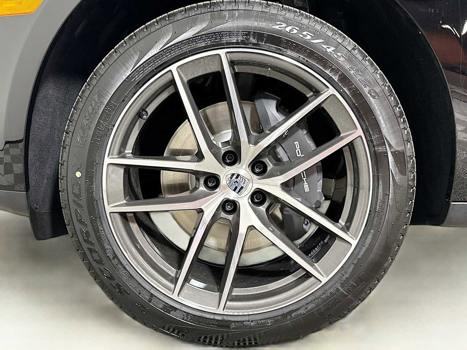 New 2025 Porsche Macan AWD/4WD image 41