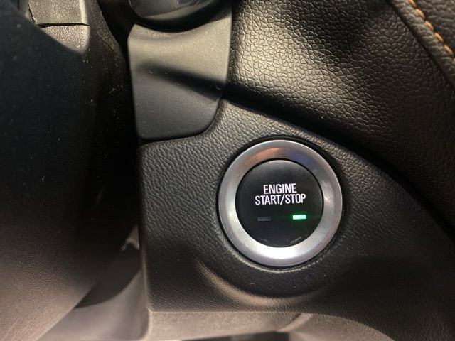 Used 2018 Chevrolet Equinox LT FWD image 18