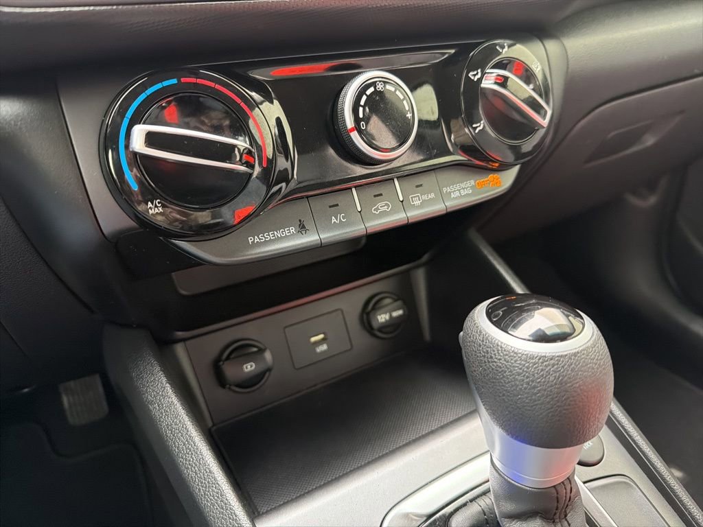 Used 2023 Hyundai Kona SEL w/ Cargo Package AWD/4WD image 16