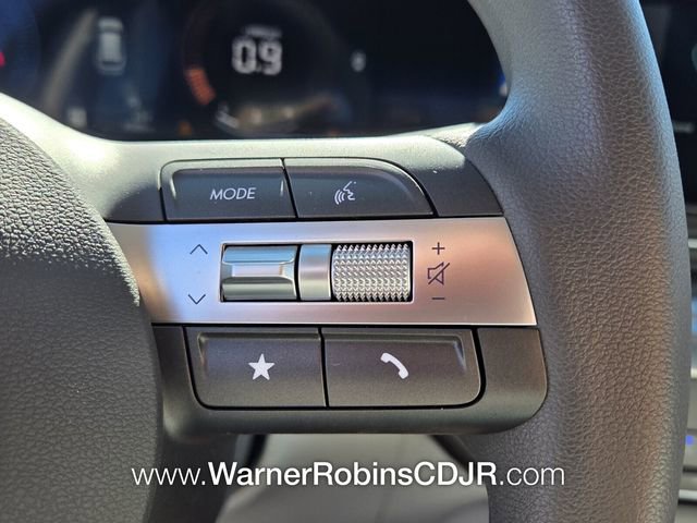 Used 2026 Hyundai Kona SE image 26