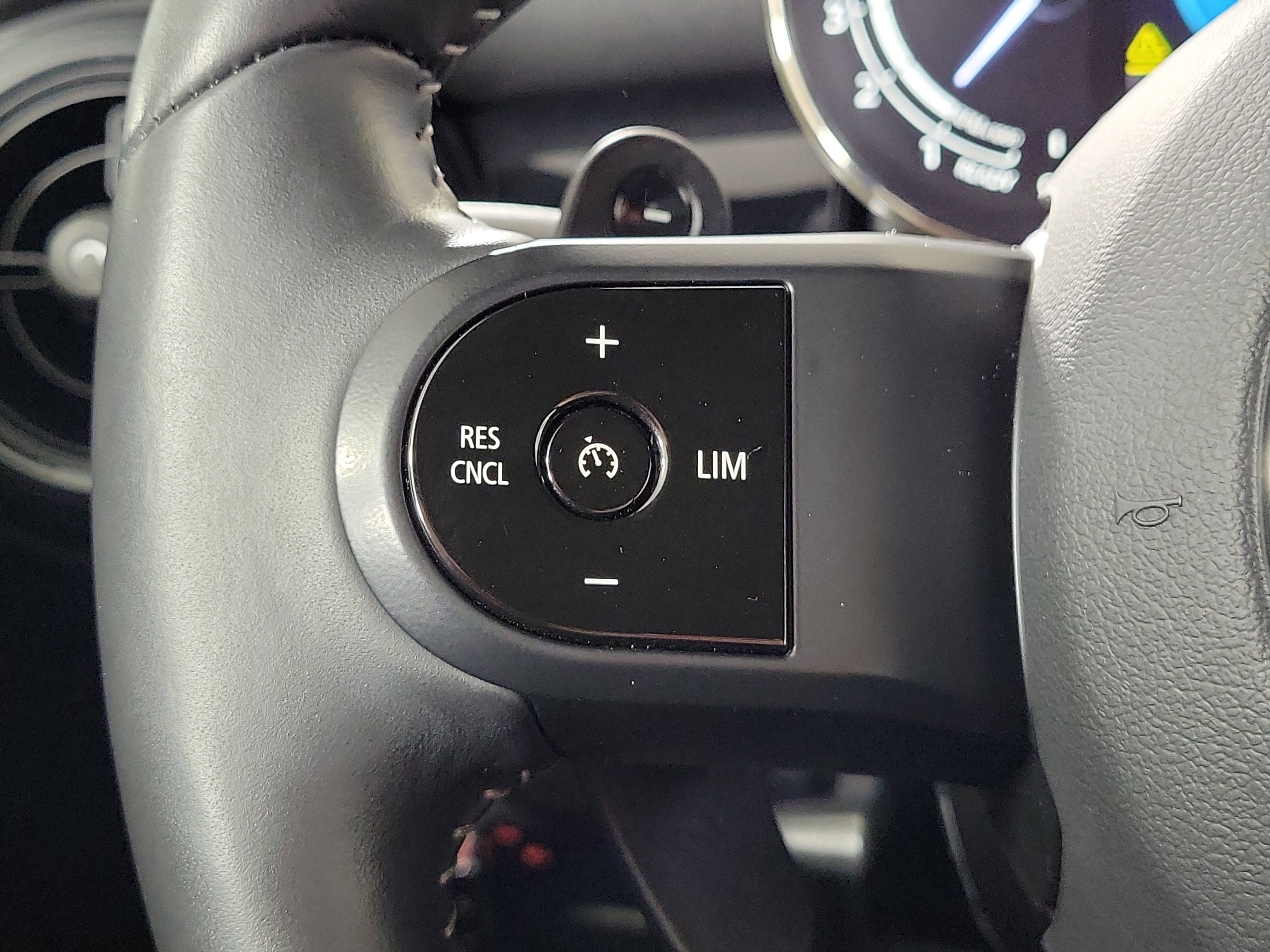 Used 2023 MINI Cooper S w/ Signature Upholstery Package image 13