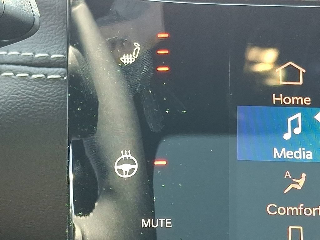 New 2026 Jeep Grand Cherokee Altitude AWD/4WD image 20