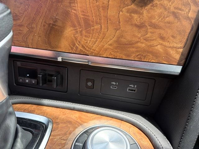 Used 2022 Nissan Armada SL AWD/4WD image 35