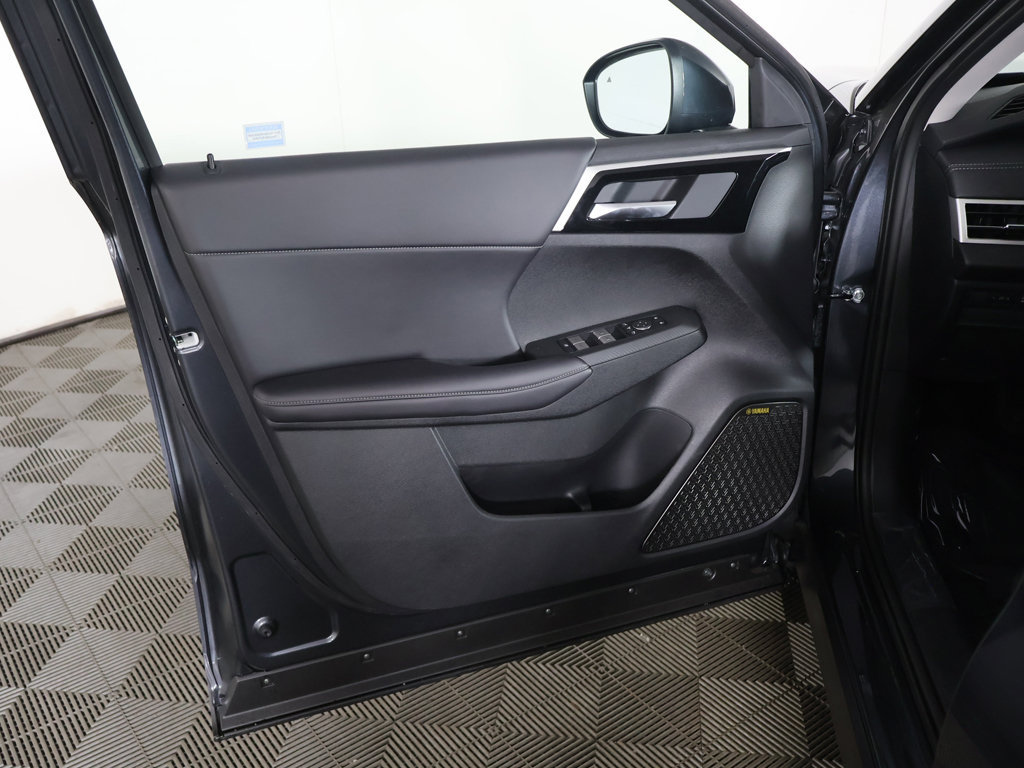 New 2026 Mitsubishi Outlander SE FWD image 25