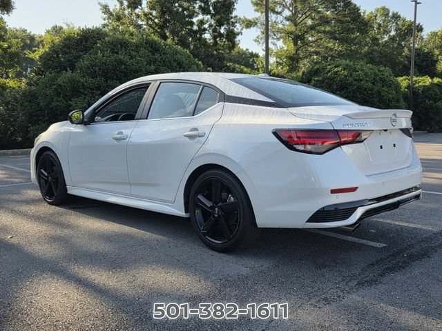 Used 2025 Nissan Sentra SR w/ SR Premium Package FWD image 3