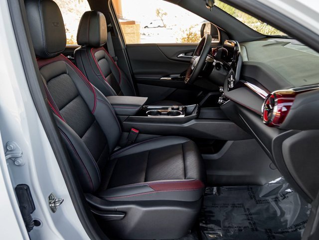 Used 2026 Chevrolet Equinox RS image 26