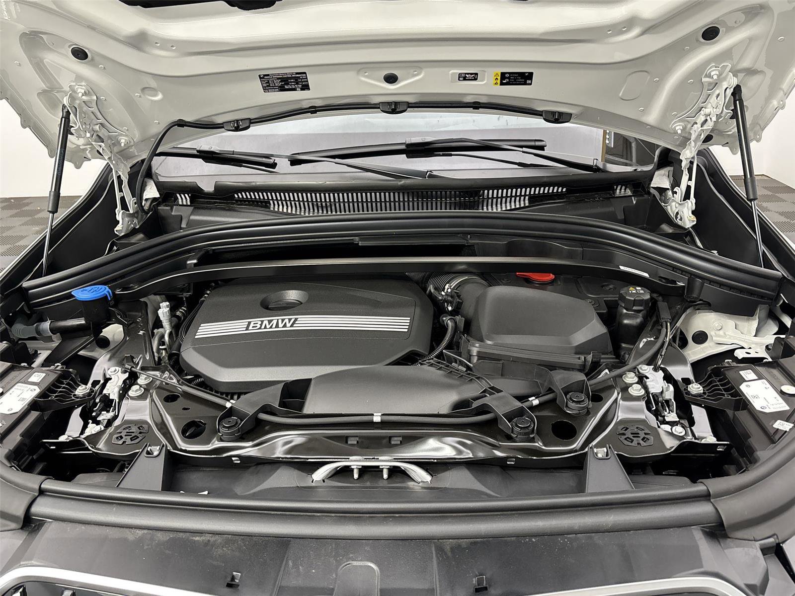 New 2025 BMW X1 xDrive28i w/ Technology Package image 20