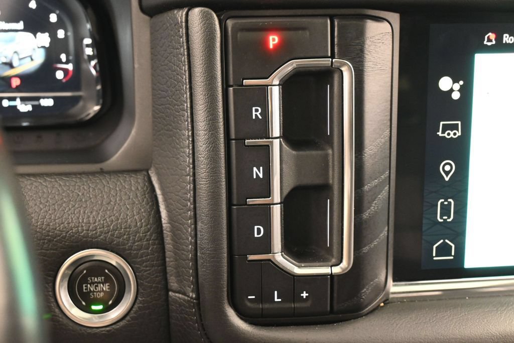 Used 2022 GMC Yukon Denali w/ Denali Premium Package AWD/4WD image 32