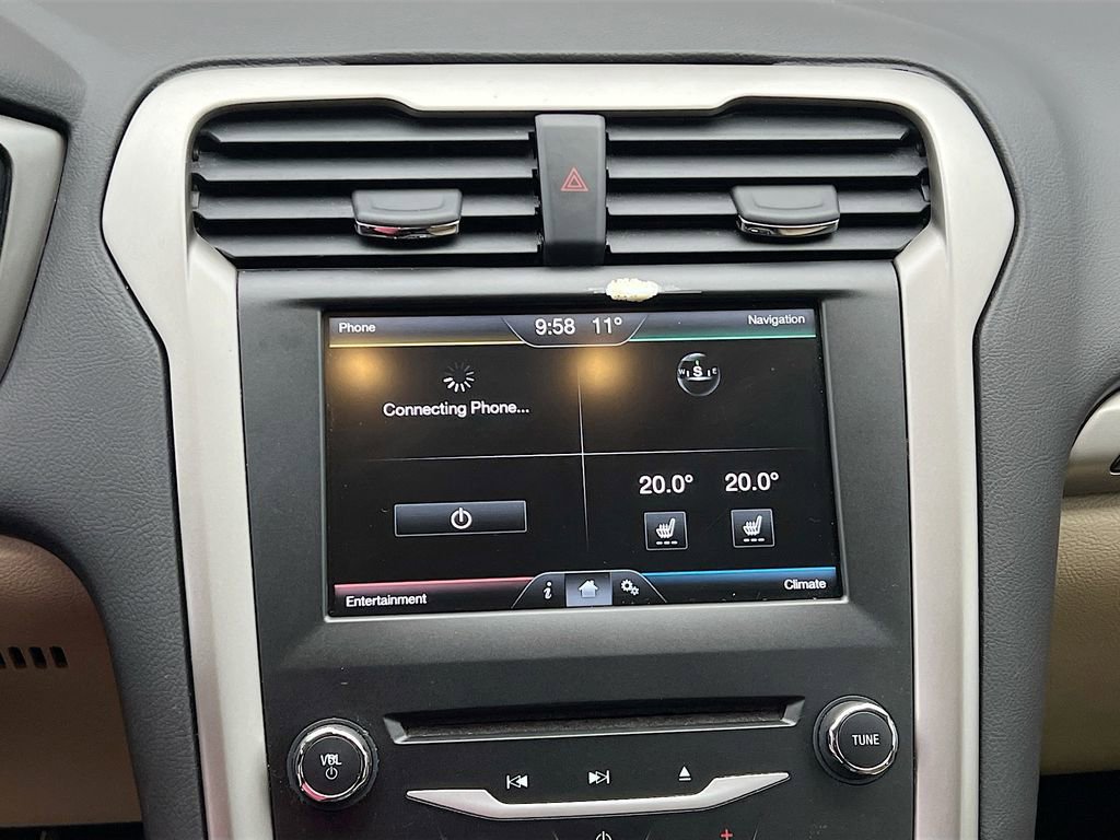 Used 2015 Ford Fusion SE w/ Equipment Group 202A image 9