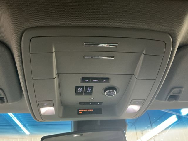 Used 2019 Chevrolet Suburban Premier image 69