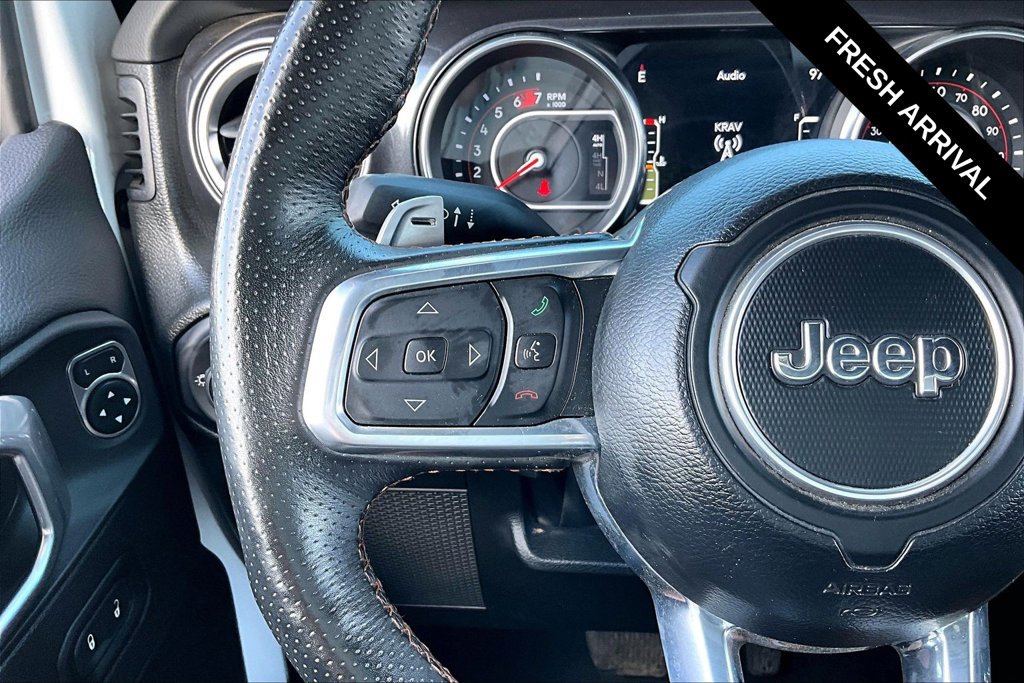 Used 2022 Jeep Wrangler Unlimited Rubicon w/ Xtreme Recon 35" Tire Package AWD/4WD image 16