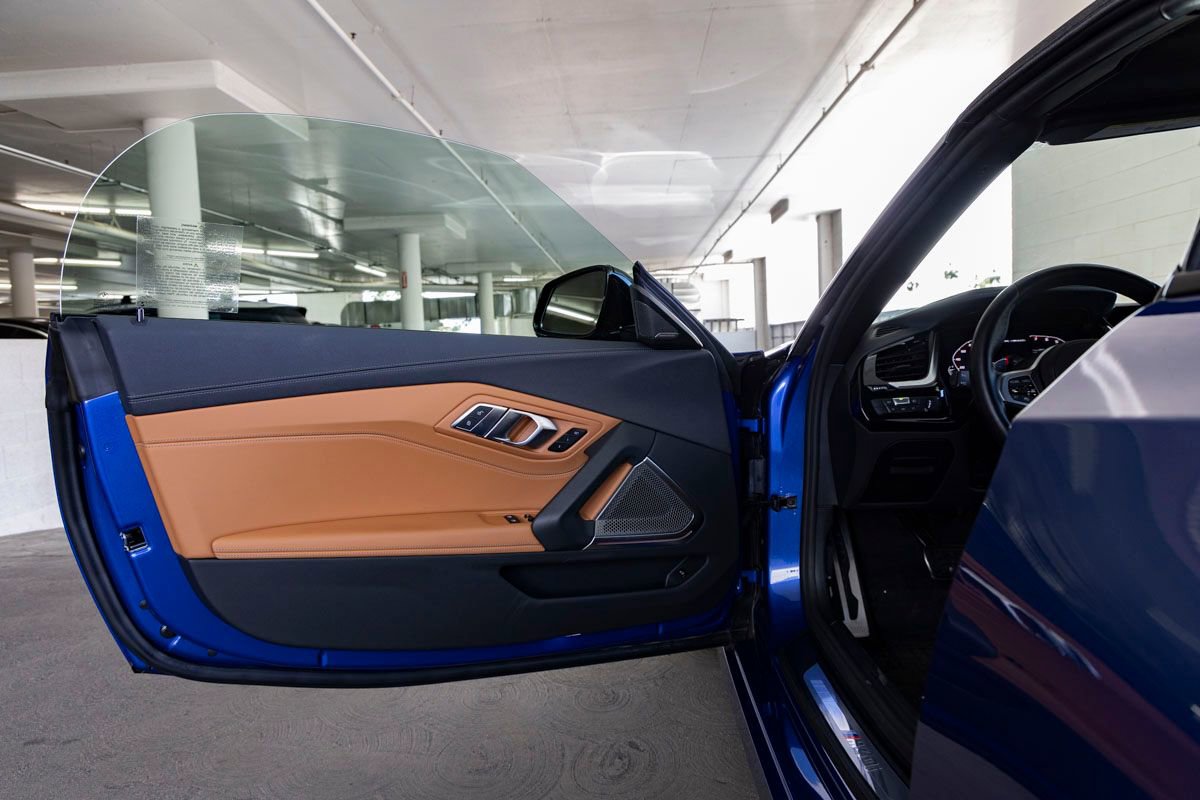 Certified 2023 BMW Z4 M40i w/ Premium Package image 13