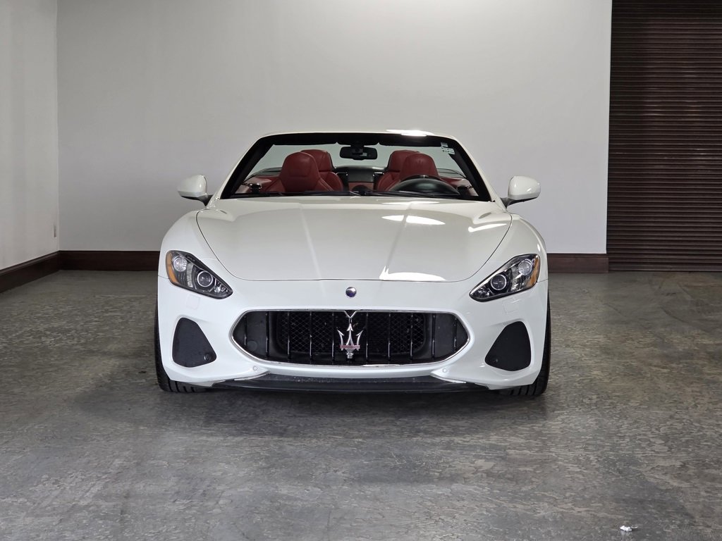 Used 2018 Maserati GranTurismo Sport image 2