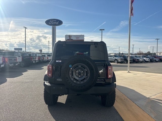 Used 2025 Ford Bronco Outer Banks w/ Sasquatch Package image 4