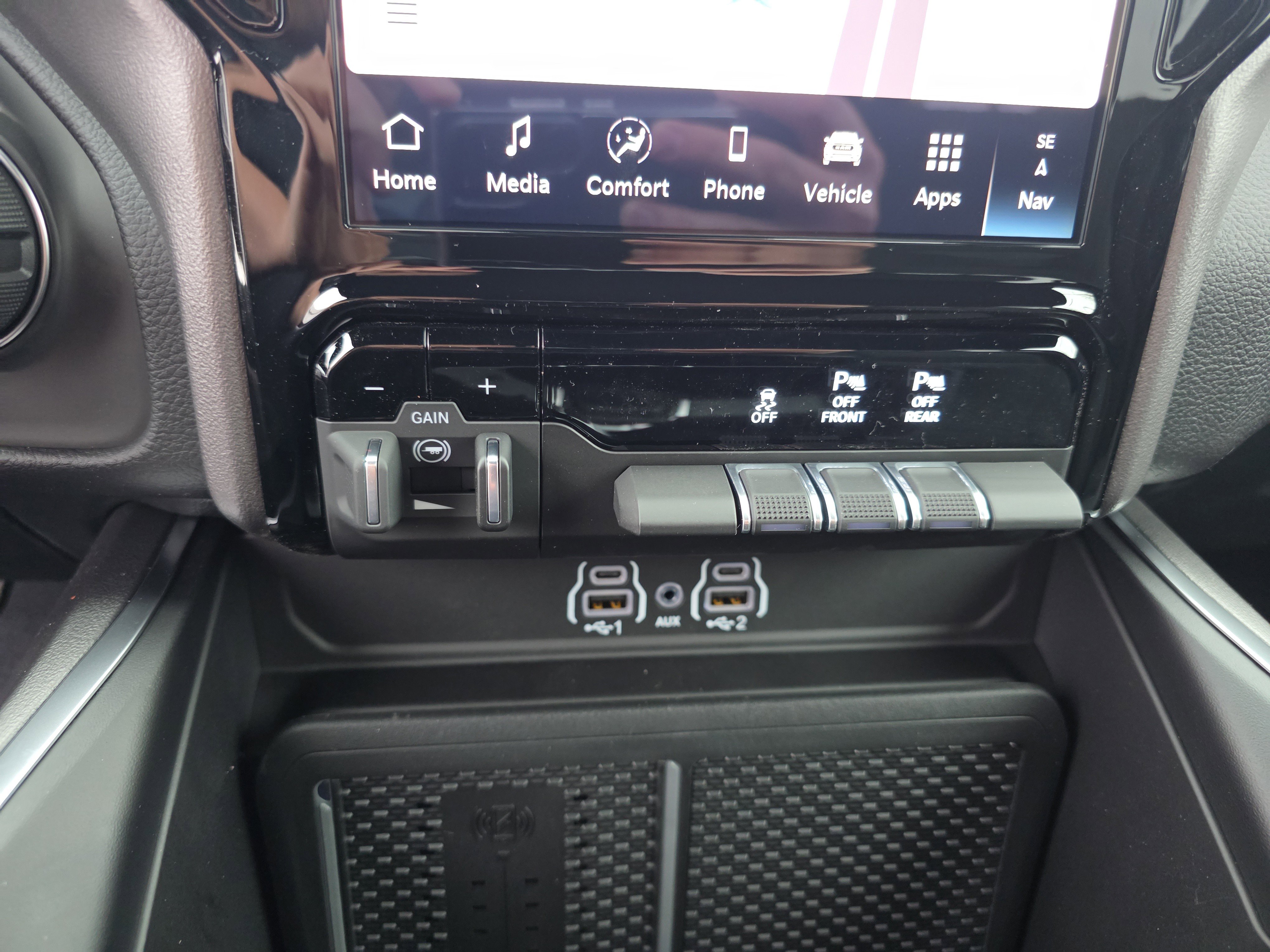 New 2026 RAM 1500 Big Horn AWD/4WD image 8